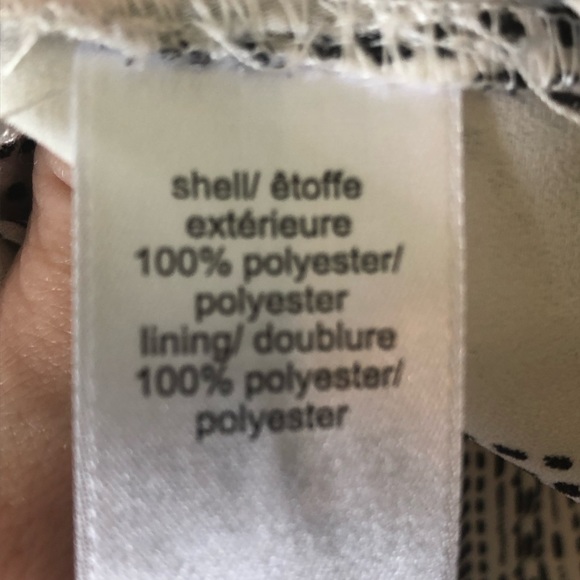 Maurice’s Sz. L Off-white top with black pattern - Picture 12 of 12